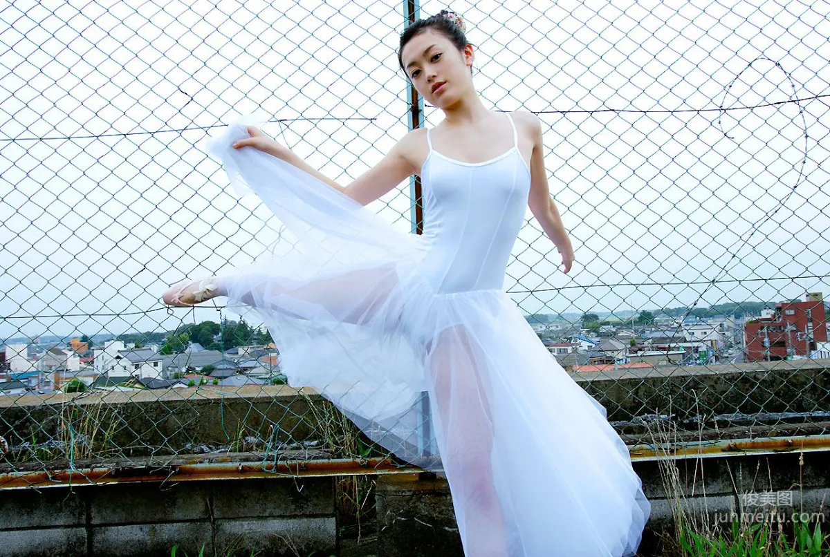 Ako Masuki: Image.tv photo 12