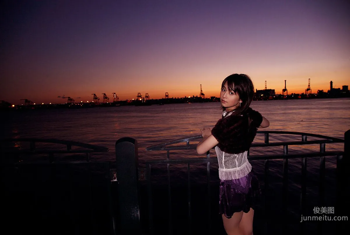 Emi Igawa, Night out [Image.tv] Photo Set photo 19