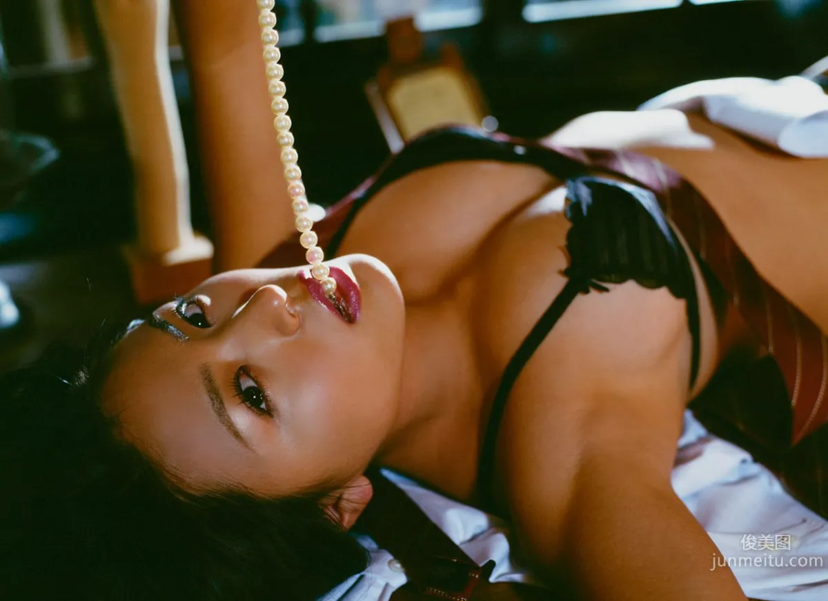 川村ゆきえ/川村雪绘 《Black Lady》 [Image.tv] 写真集4