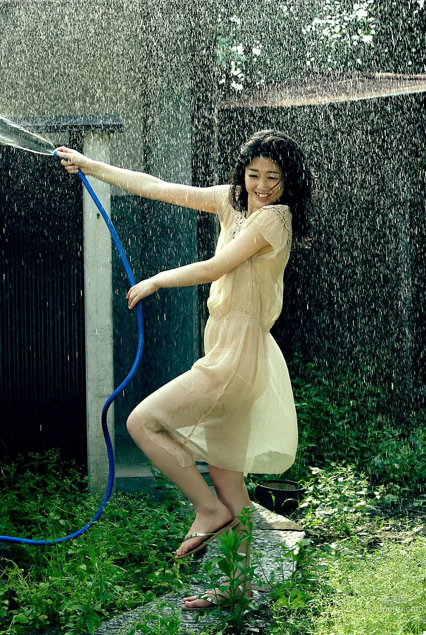 Ako Masuki: Image.tv photo 11
