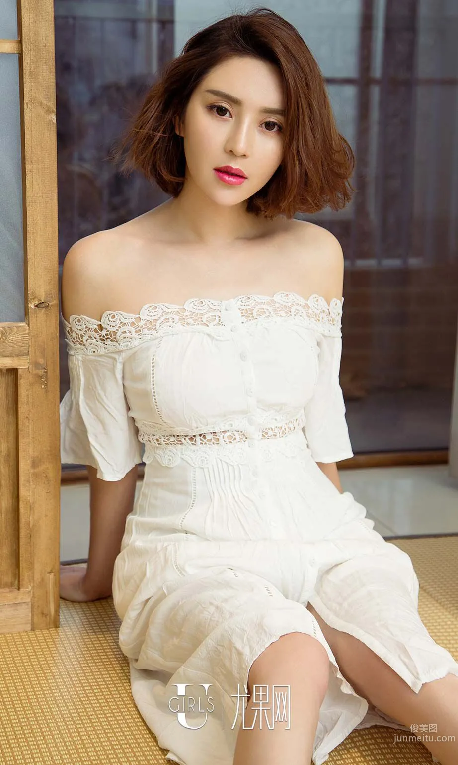 Lin Xin Big Red Robe [Ugirls App] No.590 Photo Set photo 27