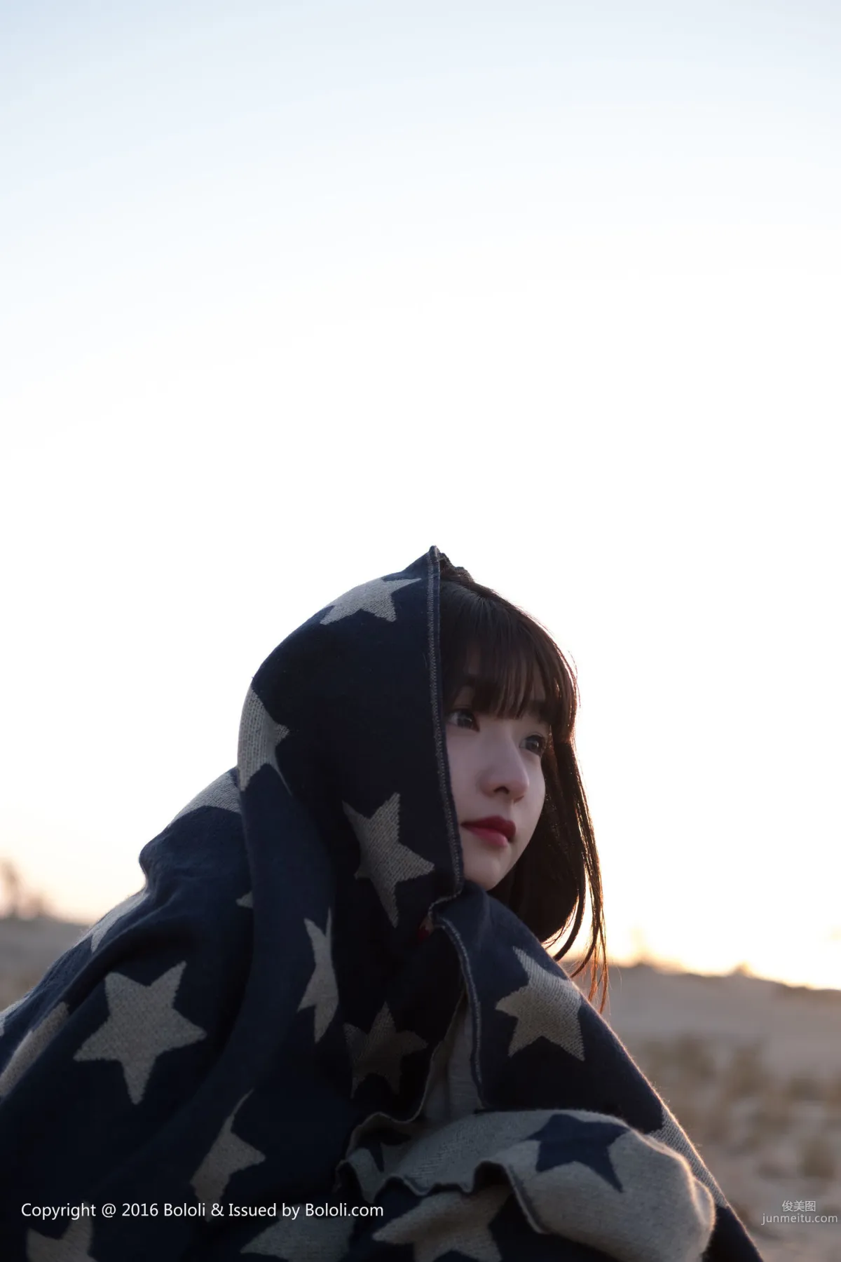 Zhou Wen/Qiu Qiu, Wearing a Sweater, Transforming into a Cutie, Desert Journey [Jimeng Culture] KIM014 Photo Set photo 10