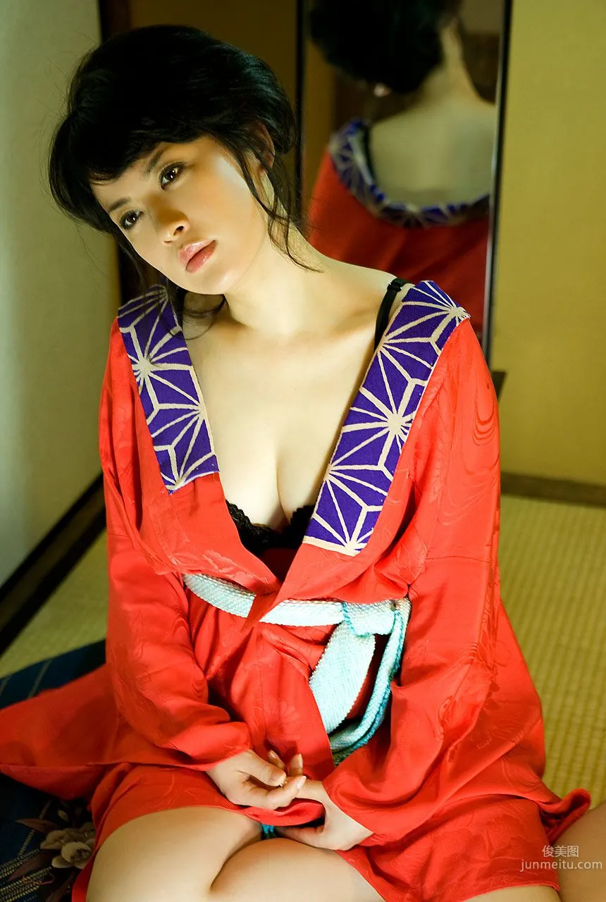 鈴木砂羽 Sawa Suzuki 《Back Brush》 [Image.tv] 写真集22