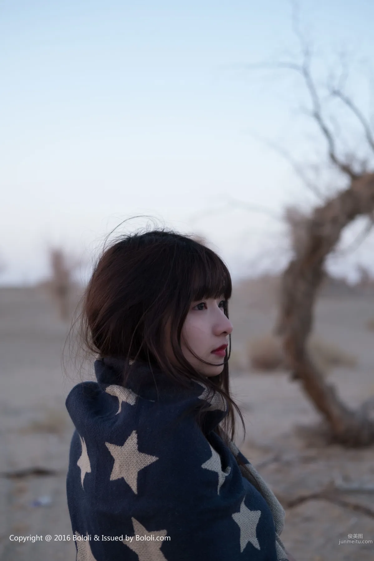 Zhou Wen/Qiu Qiu, Wearing a Sweater, Transforming into a Cutie, Desert Journey [Jimeng Culture] KIM014 Photo Set photo 15