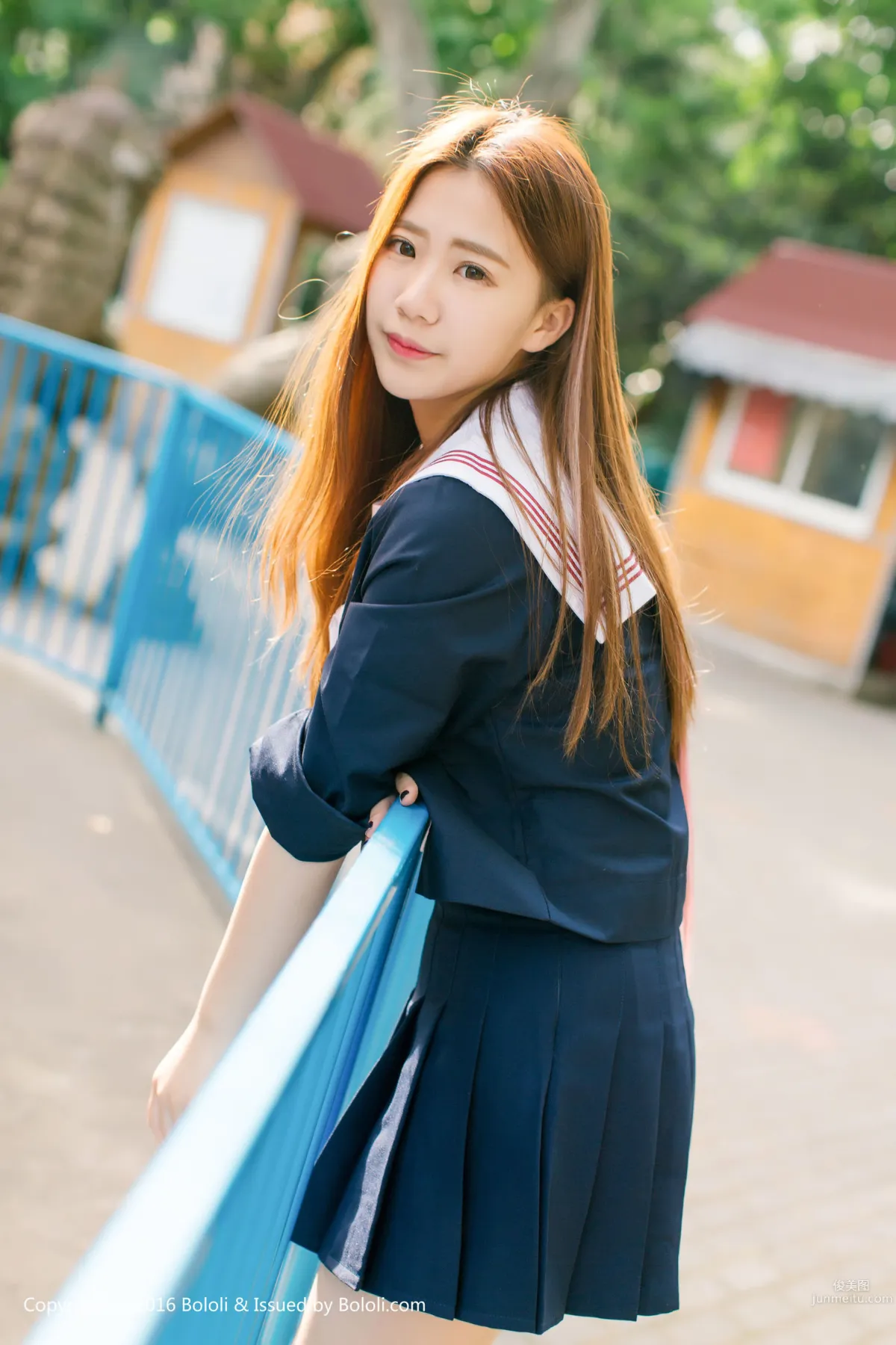 董晨莉《校花女神街拍》 [Kimoe激萌文化] KIM024 写真集13