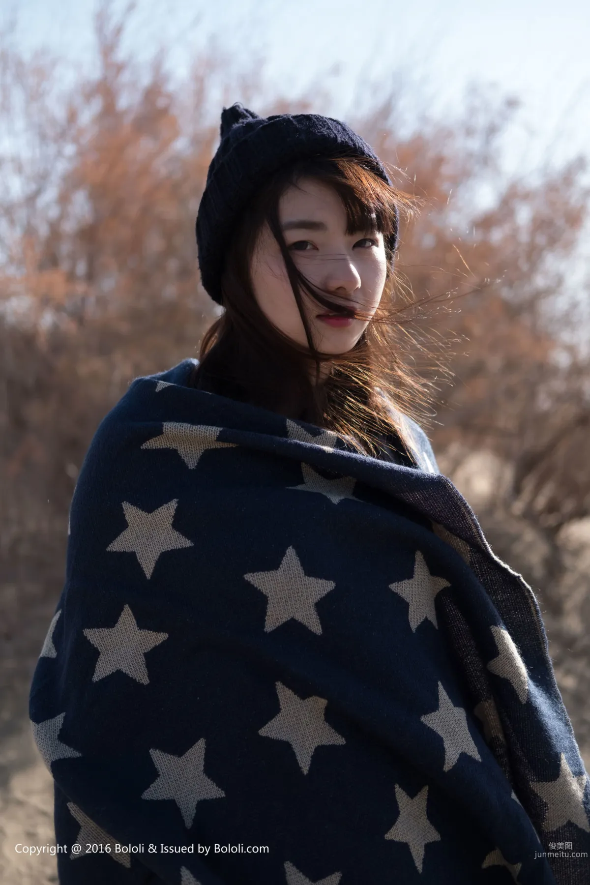 Zhou Wen/Qiu Qiu, Wearing a Sweater, Transforming into a Cutie, Desert Journey [Jimeng Culture] KIM014 Photo Set photo 11