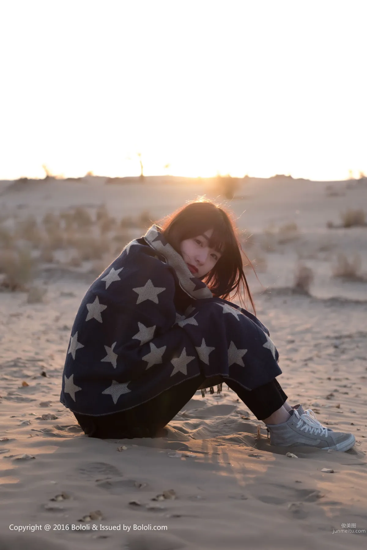 Zhou Wen/Qiu Qiu, Wearing a Sweater, Transforming into a Cutie, Desert Journey [Jimeng Culture] KIM014 Photo Set photo 38