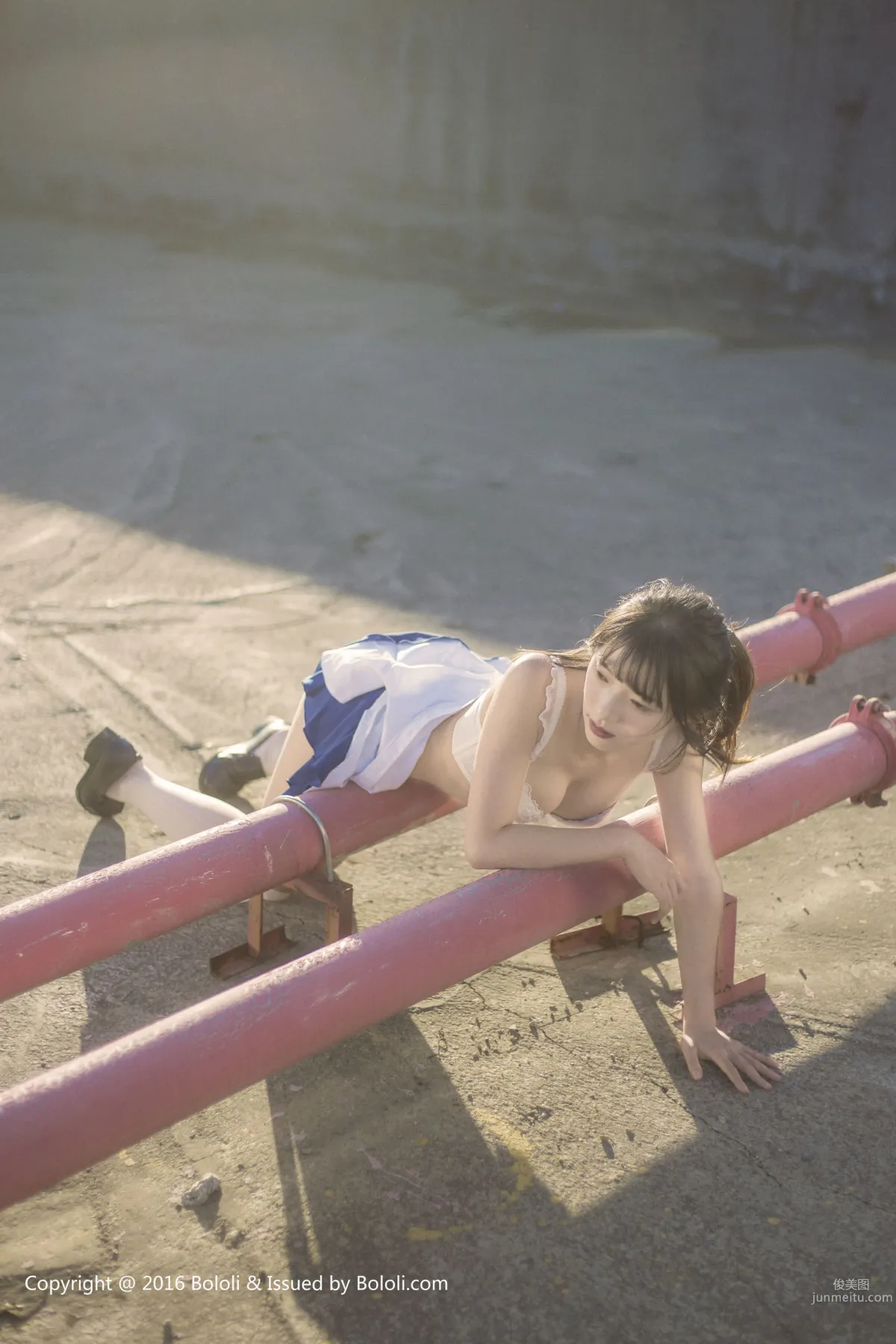 觉蒽酱《秋の下で・春色》 [Bololi波萝社] BOL.030 写真集9
