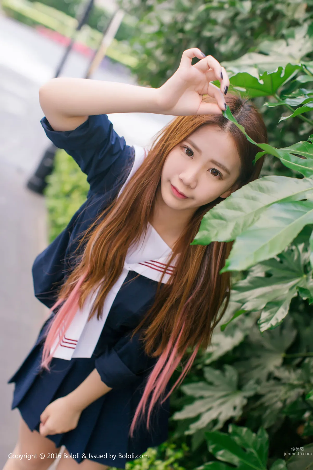 董晨莉《校花女神街拍》 [Kimoe激萌文化] KIM024 写真集21