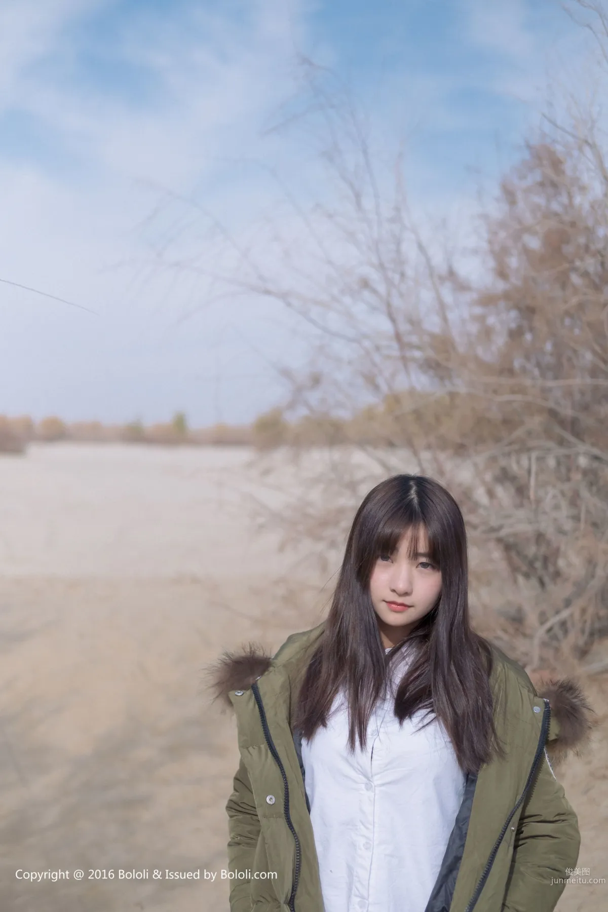 Zhou Wen (Qiuqiu), Campfire and Desert Journey [Jimeng Culture] KIM012 Photo Set photo 6