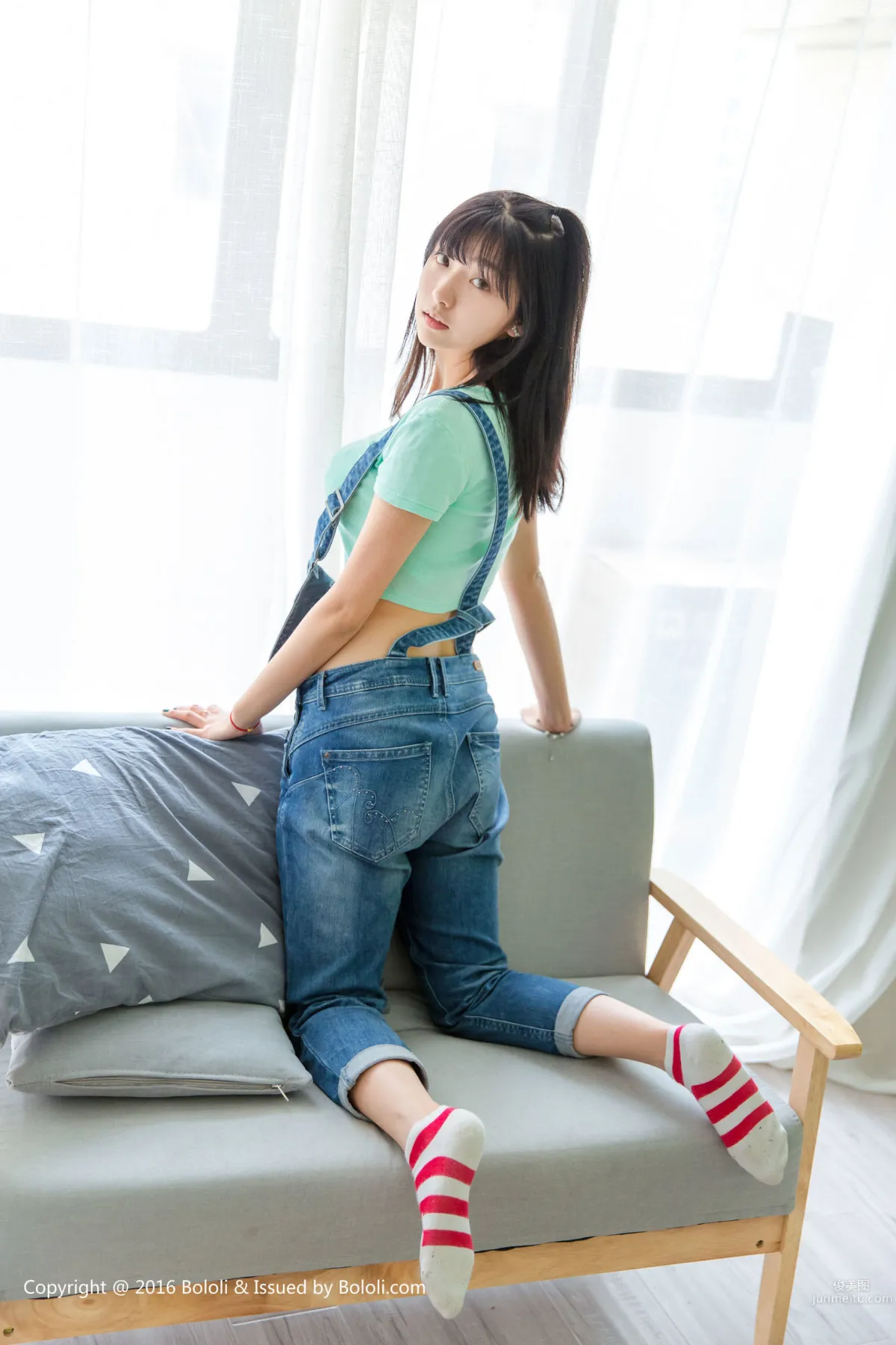 周聞《遐想少女球球的空間》 [Kimoe激萌文化] KIM001 寫真集 13