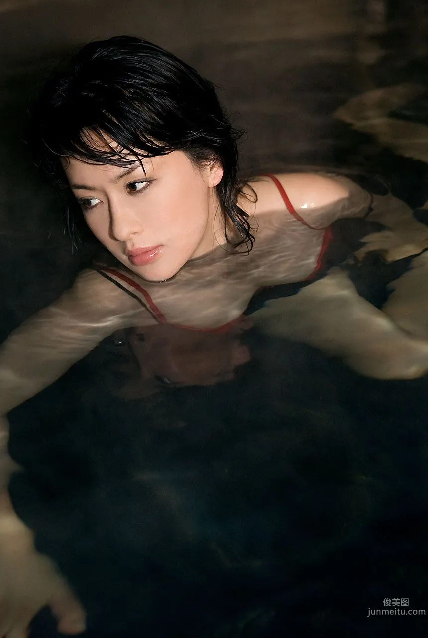 鈴木砂羽 Sawa Suzuki 《Back Brush》 [Image.tv] 写真集12