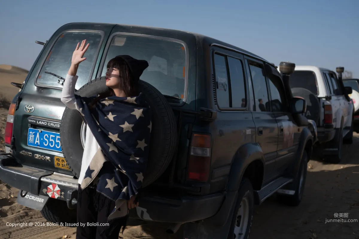 Zhou Wen/Qiu Qiu, Wearing a Sweater, Transforming into a Cutie, Desert Journey [Jimeng Culture] KIM014 Photo Set photo 18