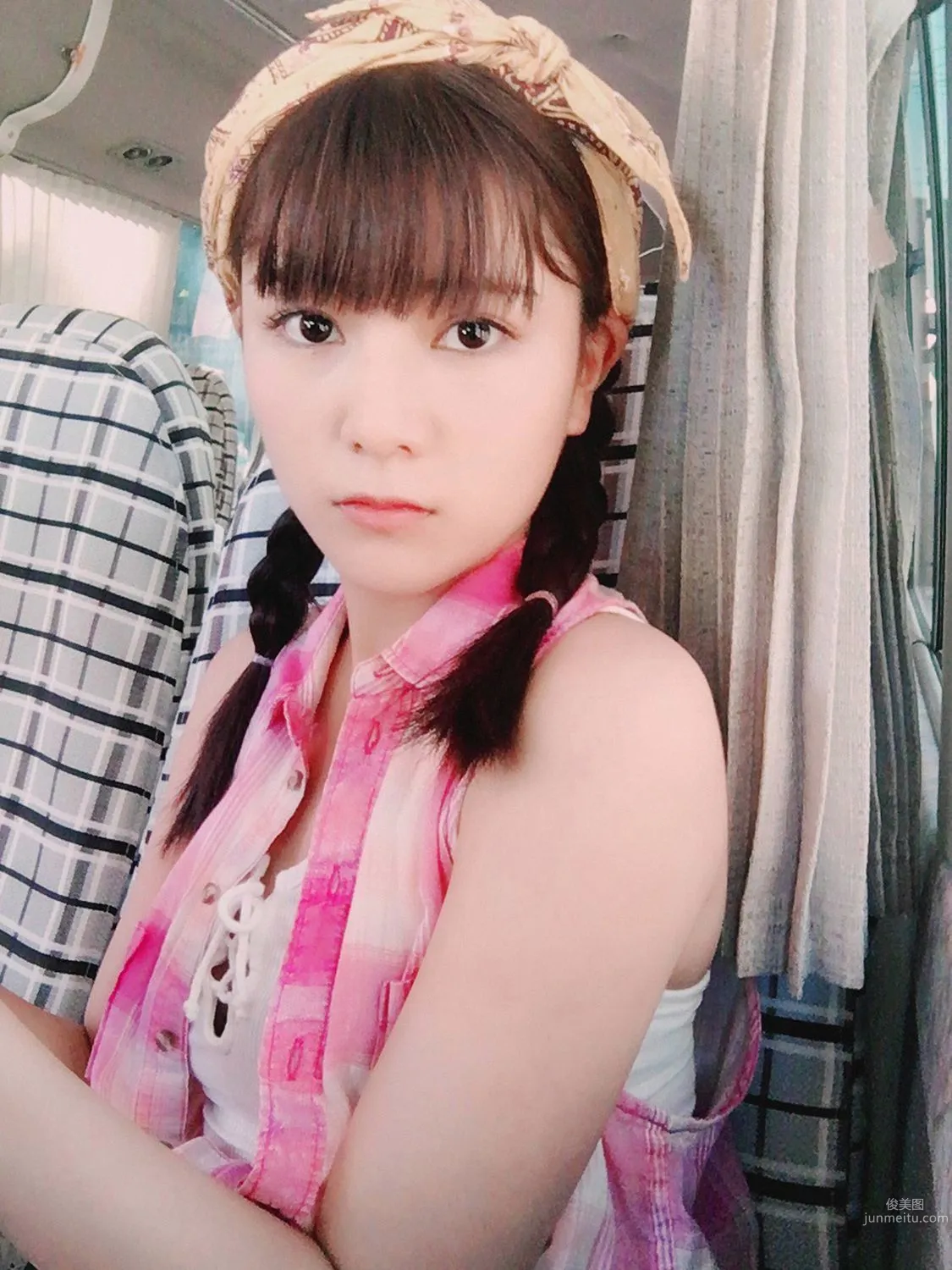 Kurumi Takahashi [YS Web] Vol.761 Photo Set photo 24
