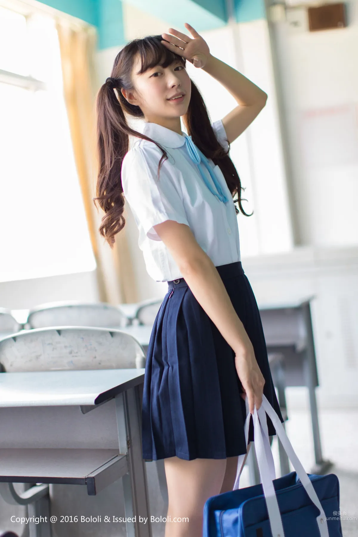 SUKI《清純少女戲水》 [Bololi波蘿社] BOL.092 寫真集 43