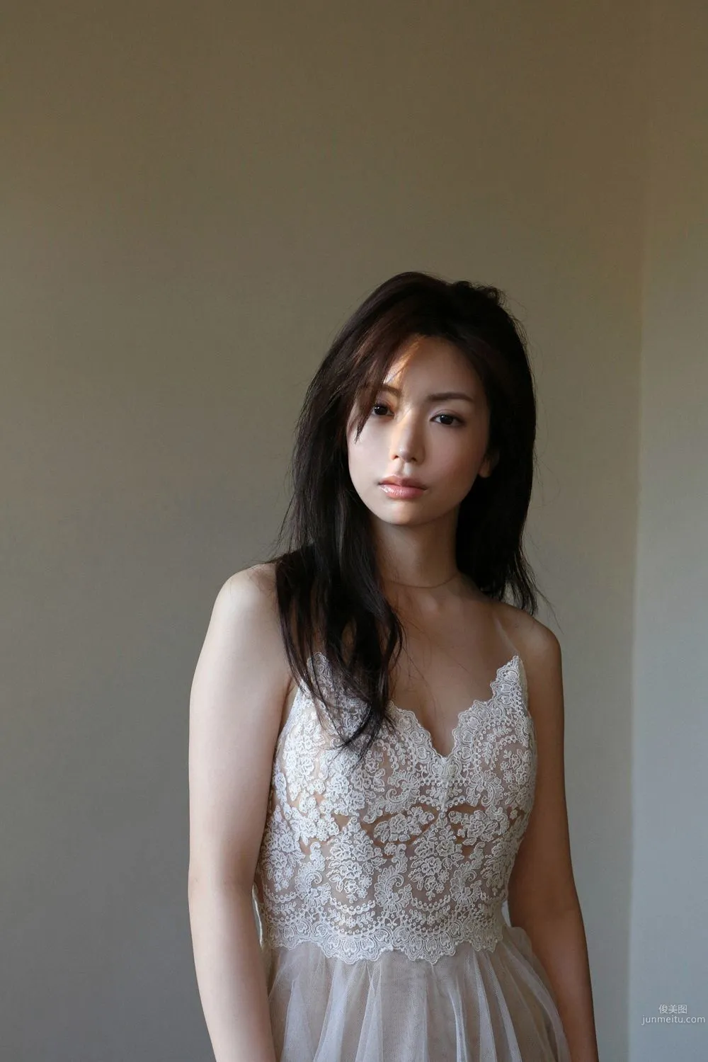 Miu Nakamura Miu Nakamura [YS Web] Vol.763 Photo Set photo 17