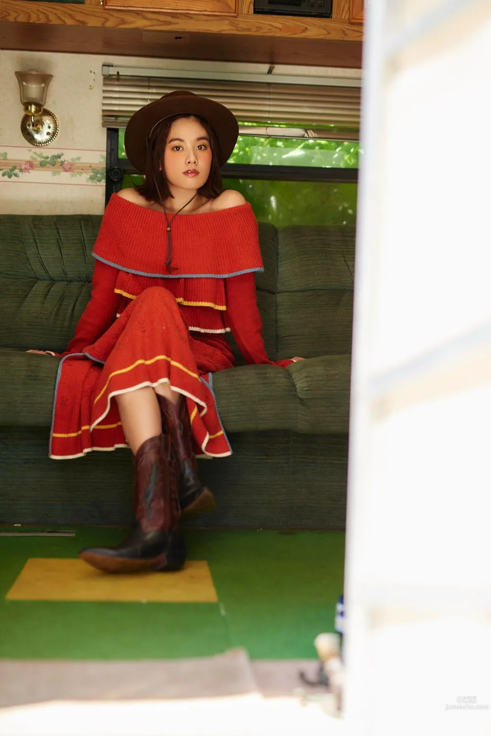 Miwako Kakei [YS Web] Vol.759 Photo Set photo 99