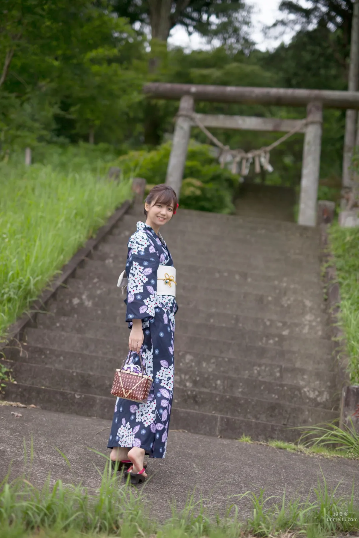 Yuka Miyazaki [Hello! Digital Books] Vol.158 Photo Set photo 53