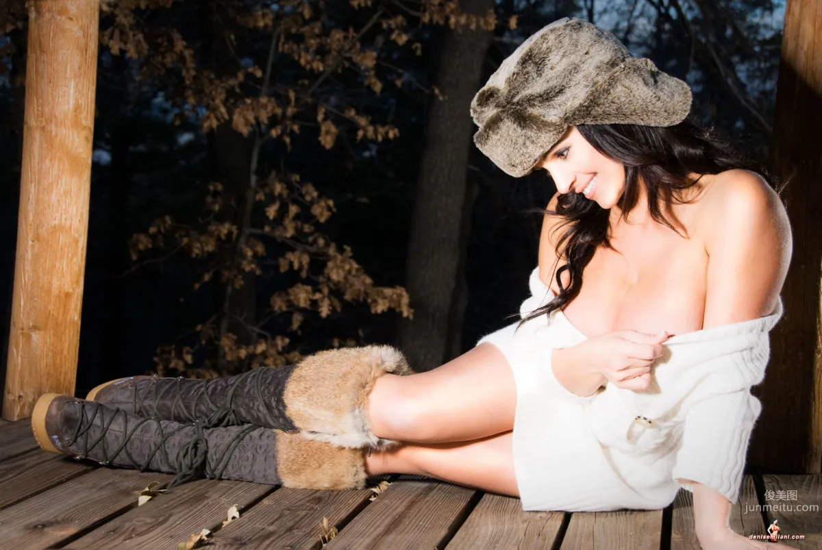 Denise Milani: Web Idols photo 25