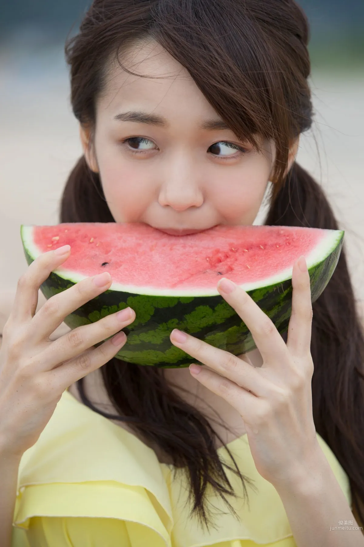 [Hello! Project Digital Books] Vol.159 Yuka Miyazaki Photo Set photo 40