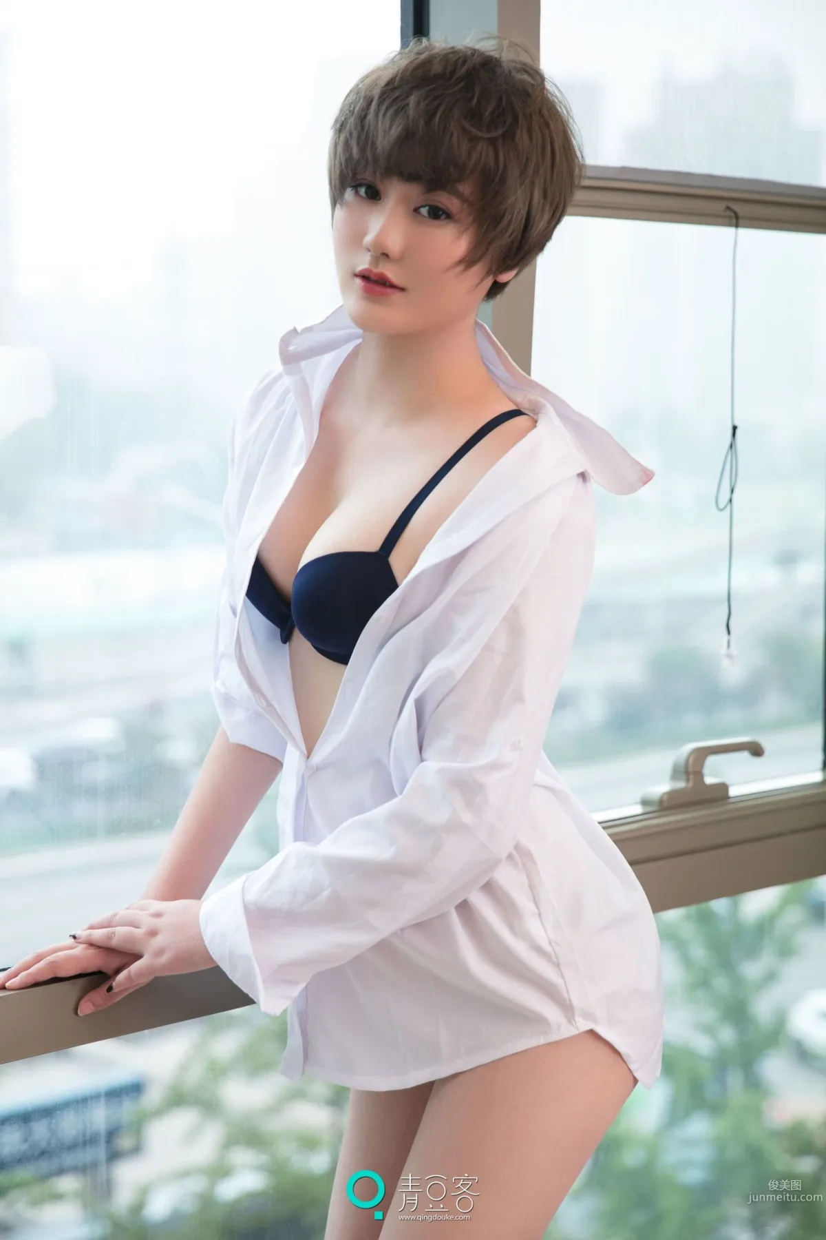瑶瑶《短发嫩模》 [青豆客] 写真集16