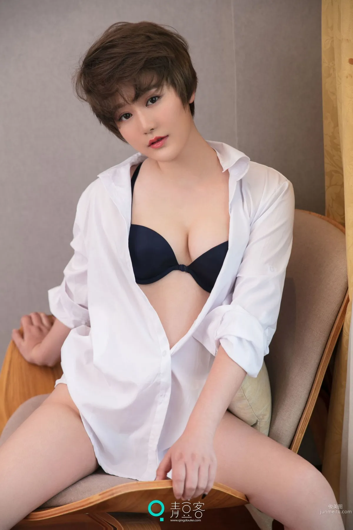 瑶瑶《短发嫩模》 [青豆客] 写真集10