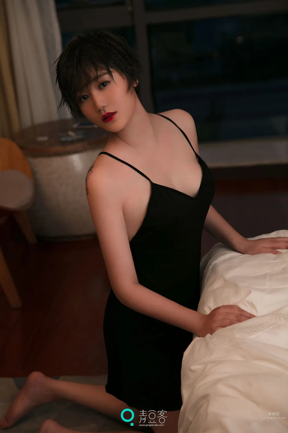瑶瑶《短发嫩模》 [青豆客] 写真集42