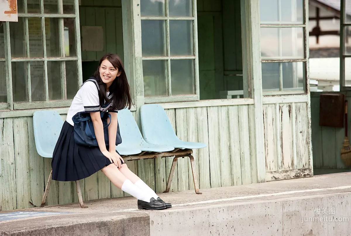Emi Takei, Stay Gold [Image.tv] Photo Set photo 2