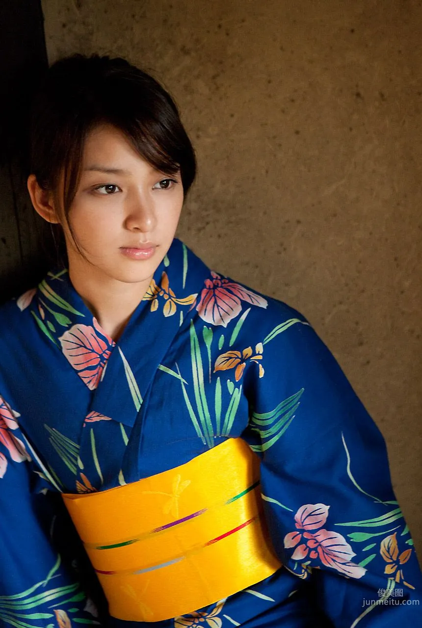 Emi Takei, Stay Gold [Image.tv] Photo Set photo 18
