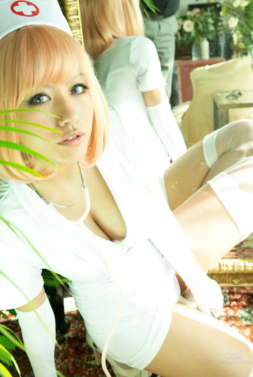 Vanessa Pan: Image.tv photo 16
