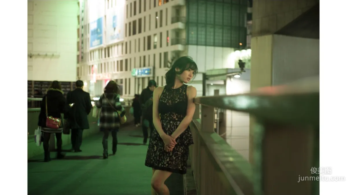 Anna Konno: Image.tv executive suite photo 29
