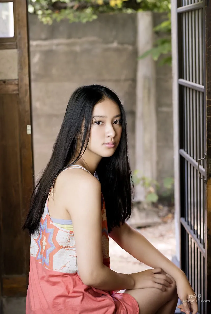 Emi Takei: Image.tv photo 16