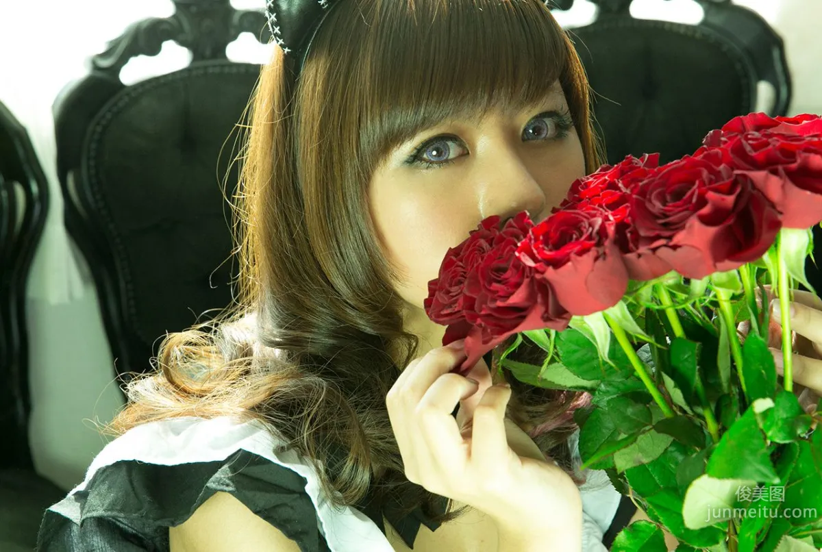 Vanessa Pan: Image.tv photo 2
