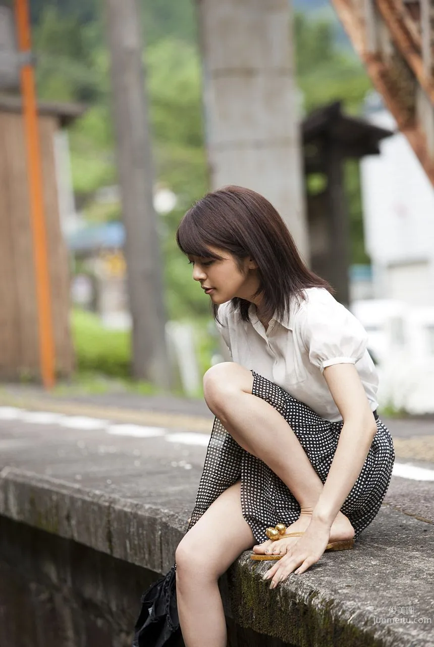 白石美帆《真夏の憧憬》 [Image.tv] 寫真集 4