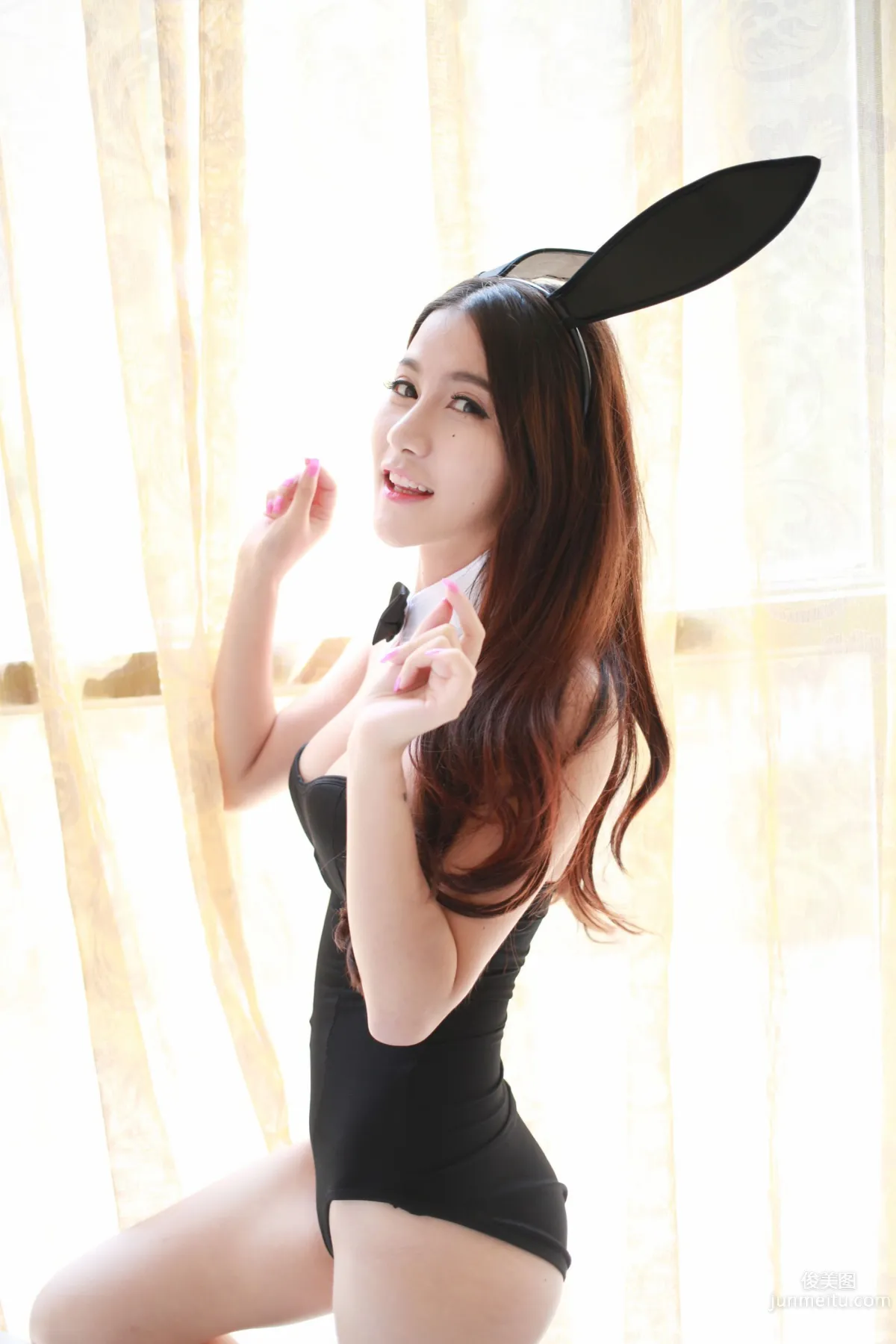 Weibo Celebrity @Li Li Qi Qi Xi Xi [XiuRen] No.003 Photo Set photo 59