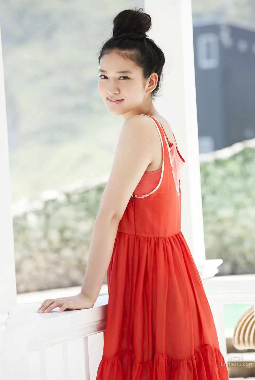 Emi Takei: Image.tv photo 8