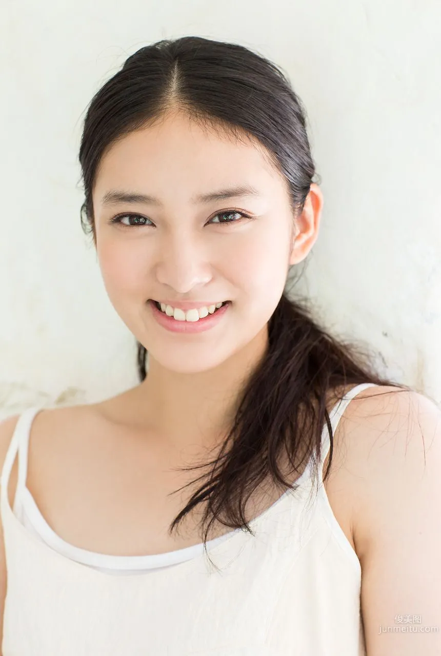 Emi Takei: Image.tv photo 3