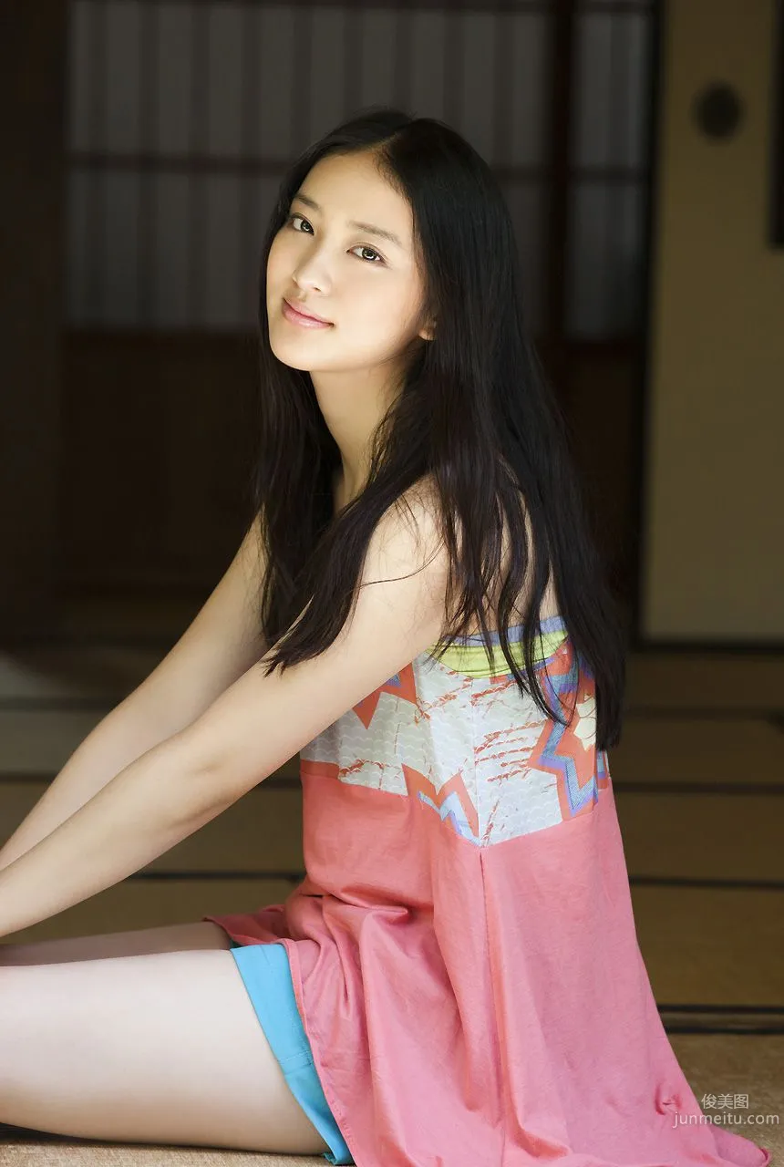 Emi Takei: Image.tv photo 18