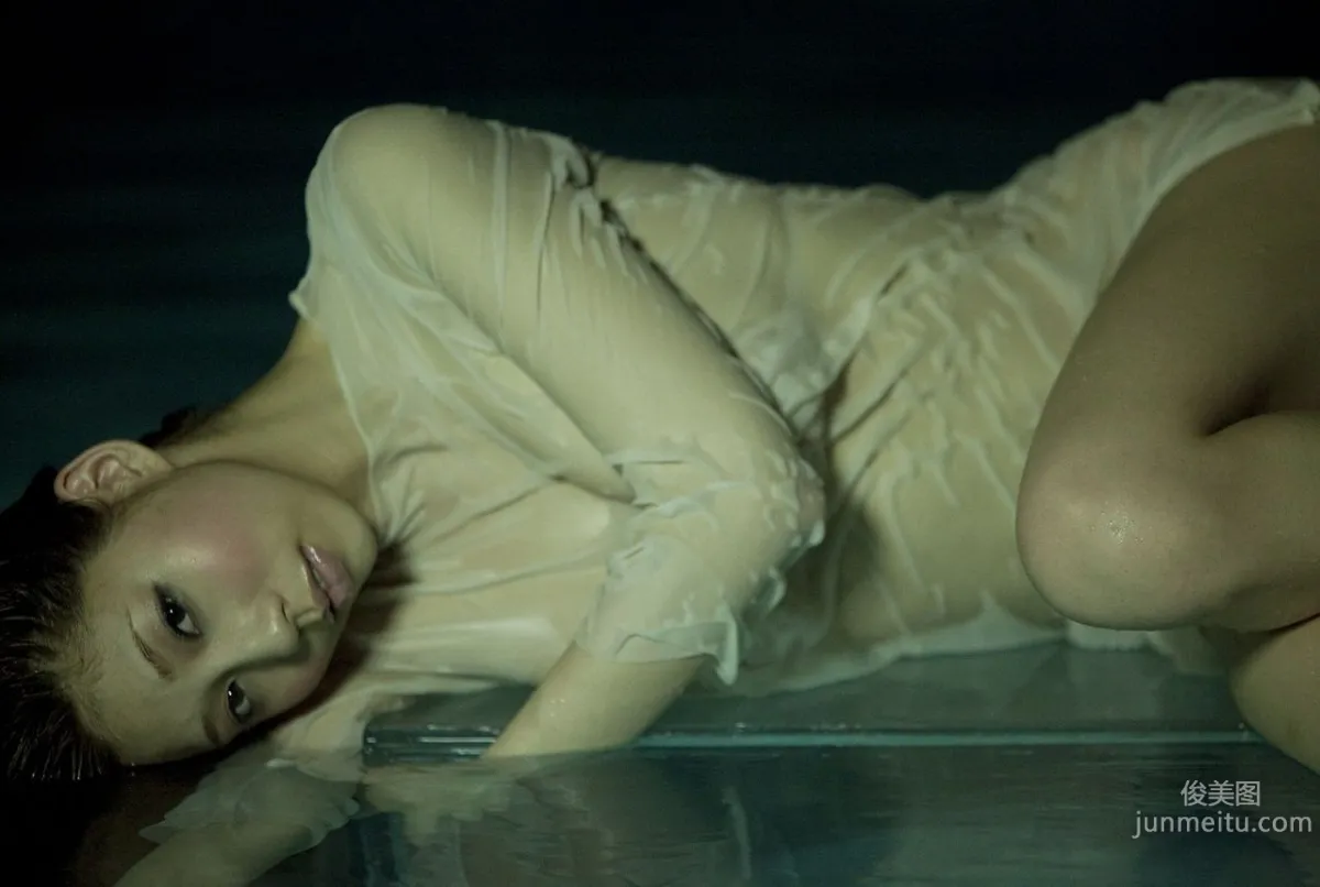 小泉麻耶《Sexy on the water》 [Image.tv] 寫真集 47