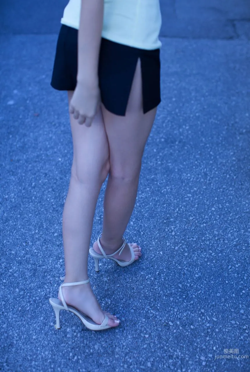 Anri Sugihara: Image.tv photo 3