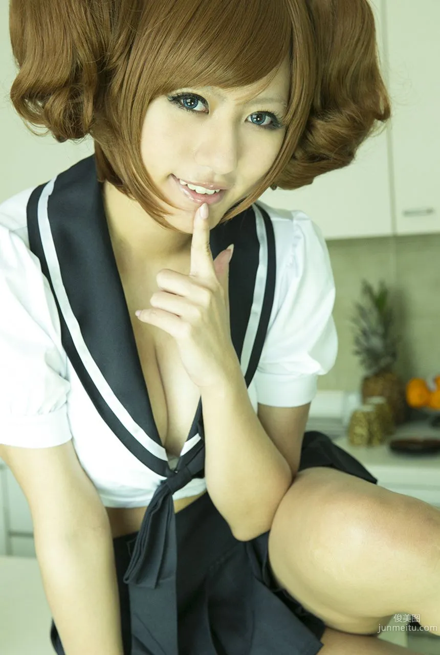 Vanessa Pan: Image.tv photo 4
