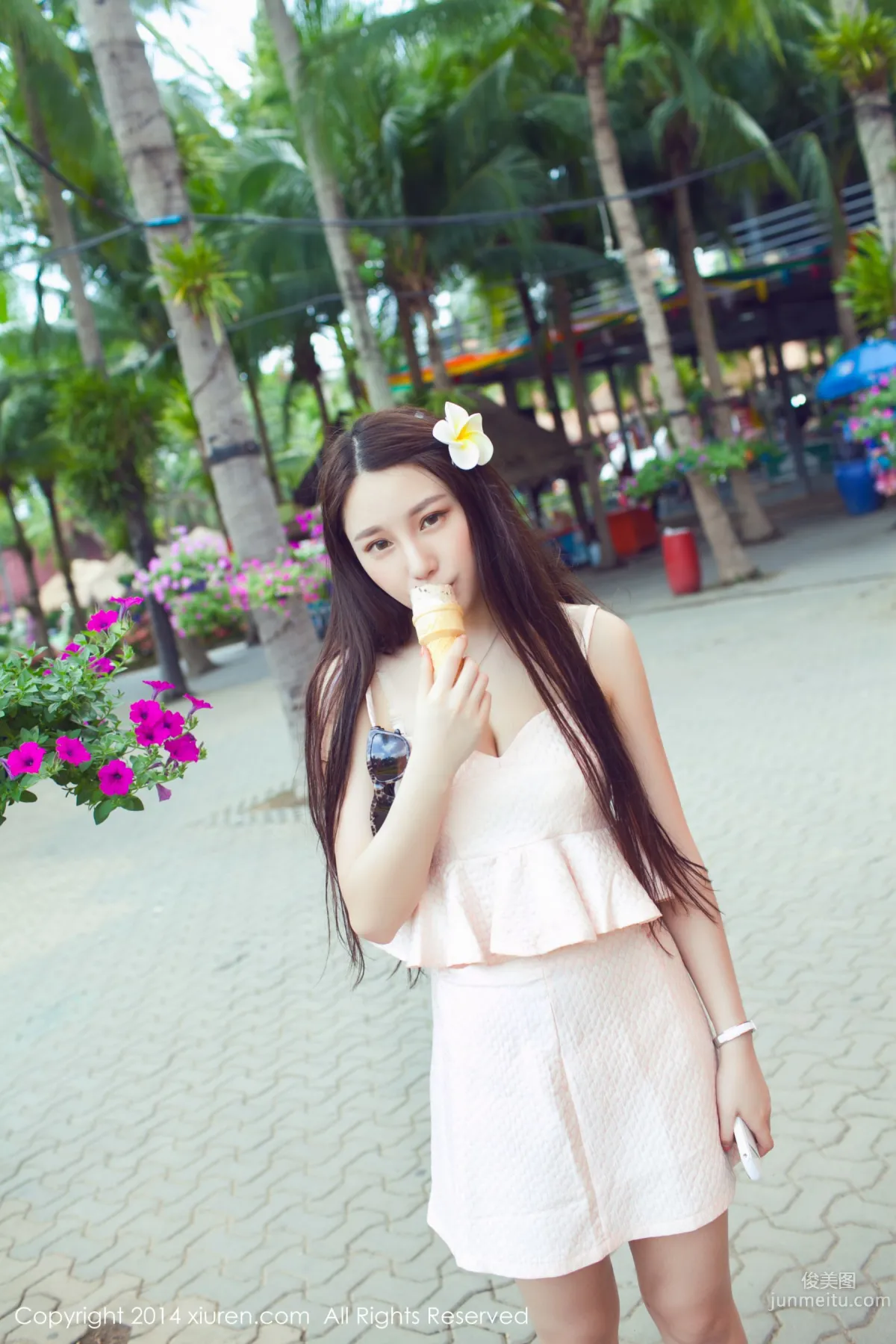 Goddess Liu Yining Lynn Thailand Street Snap [XiuRen] No.139 Photo Set photo 3