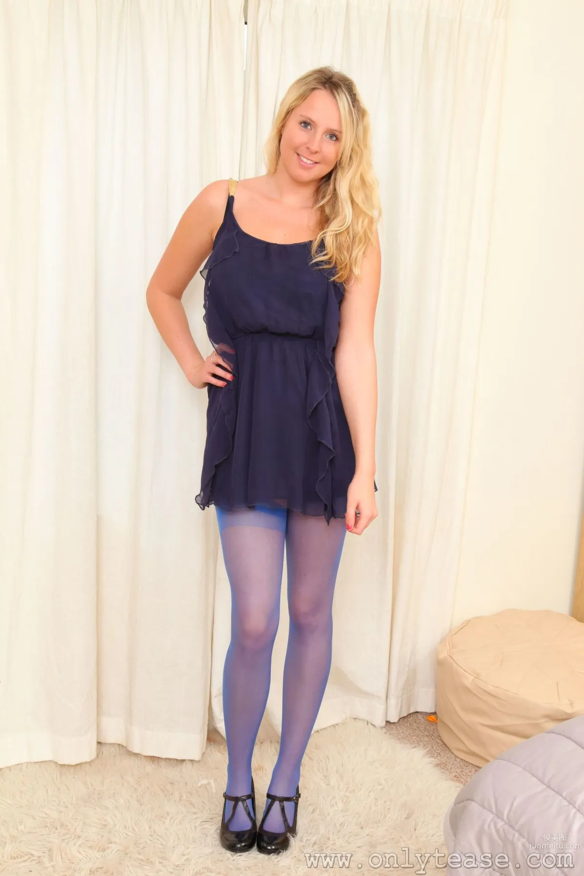 Charlotte: OnlyTease photo 2