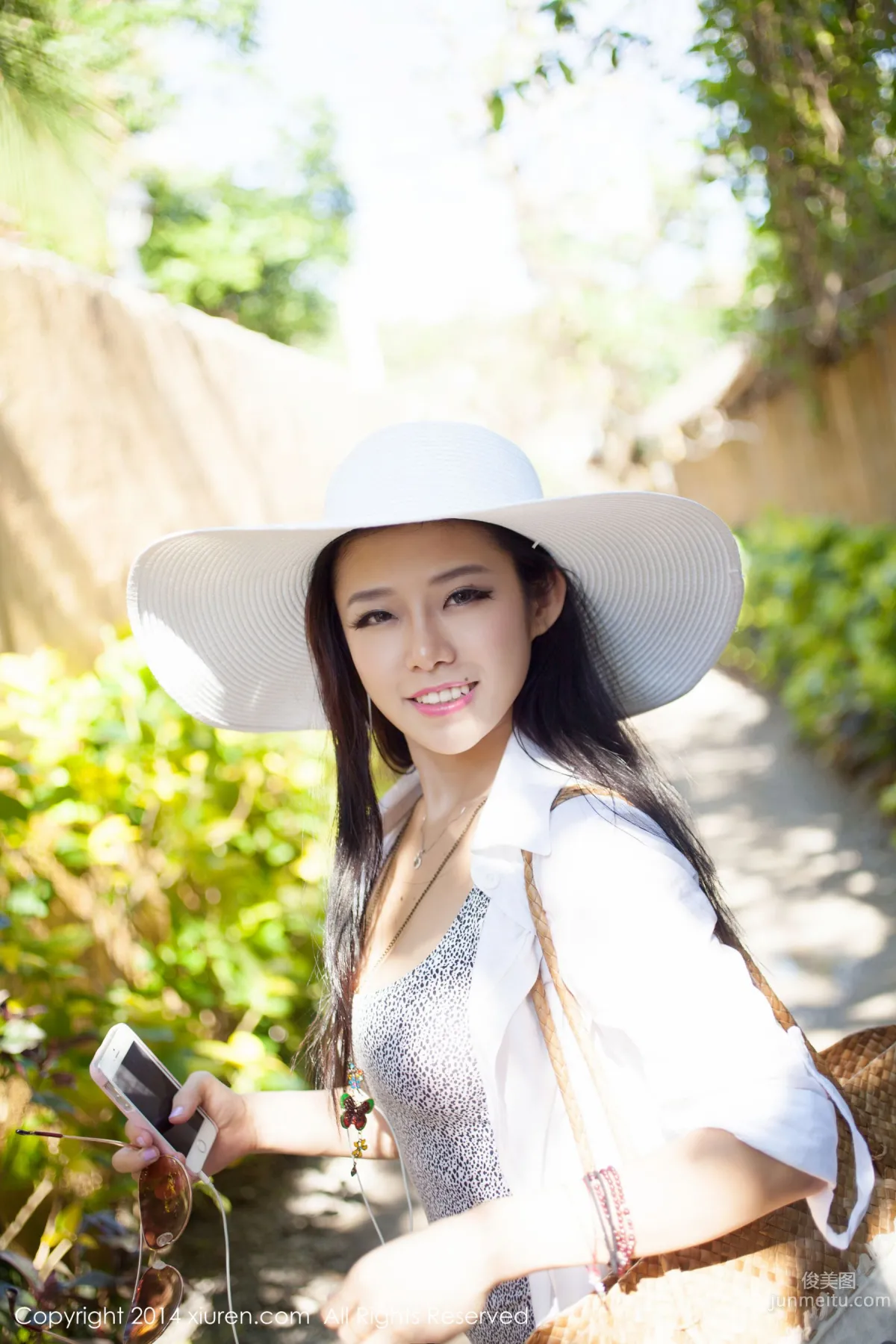 luvian Benneng, Uncle Neng Long Beach Set Third Series [XiuRen] No.084 Photo Set photo 12
