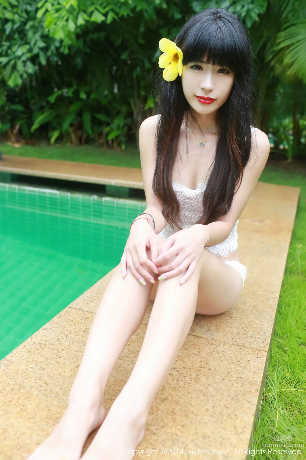 Liu Xueni Verna, Sanya Travel Shoot, Lace Lingerie and Swimwear [XiuRen] No.214 Photo Set photo 21