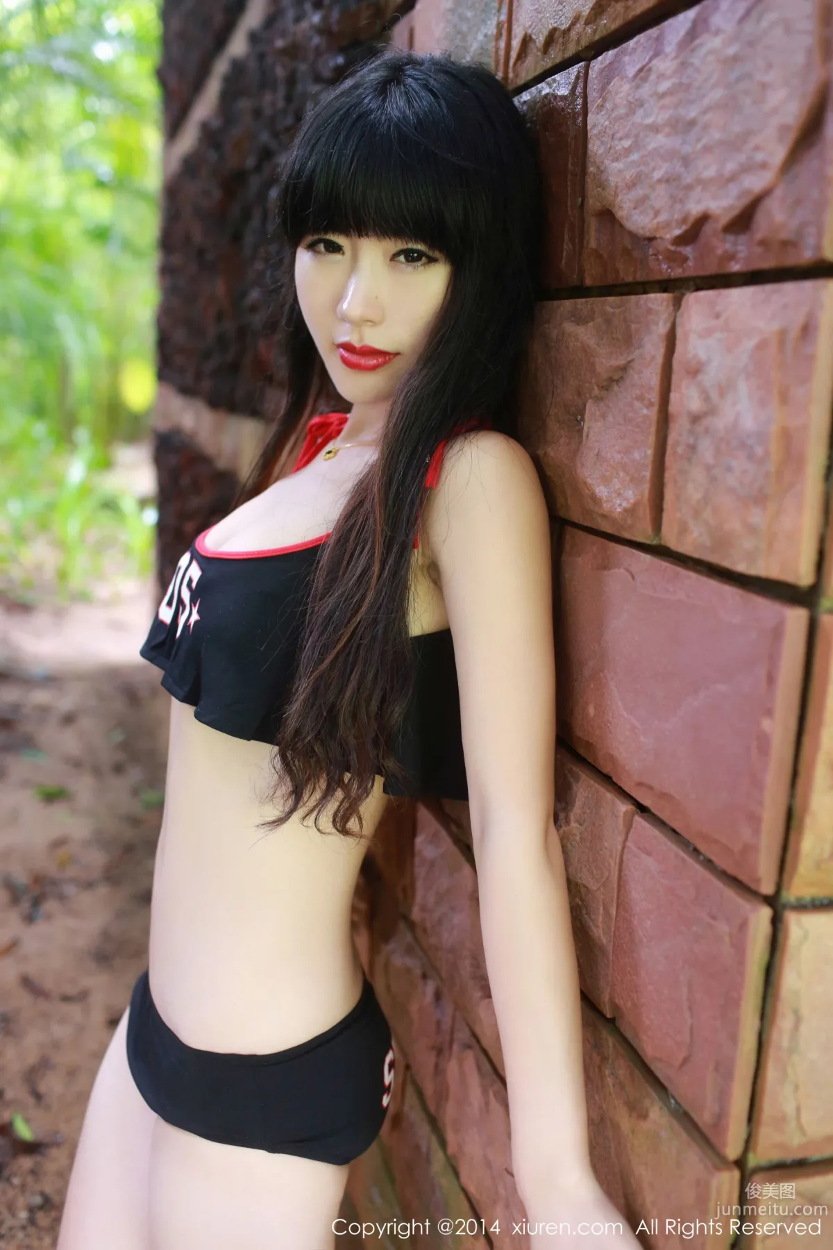 Liu Xueni Verna, Sanya Travel Shoot, Lace Lingerie and Swimwear [XiuRen] No.214 Photo Set photo 23
