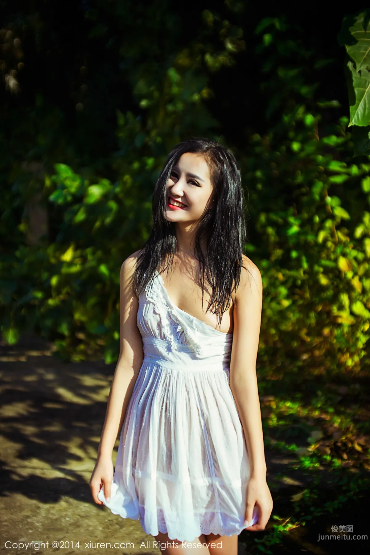 Liu Weila, Girl Under the Scorching Sun [XiuRen] No.226 Photo Set photo 41