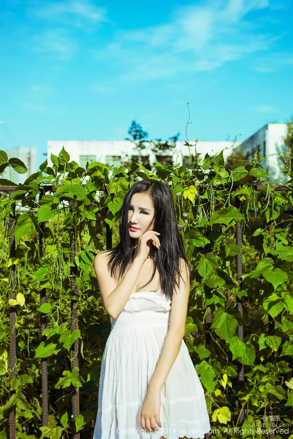 Liu Weila, Girl Under the Scorching Sun [XiuRen] No.226 Photo Set photo 44