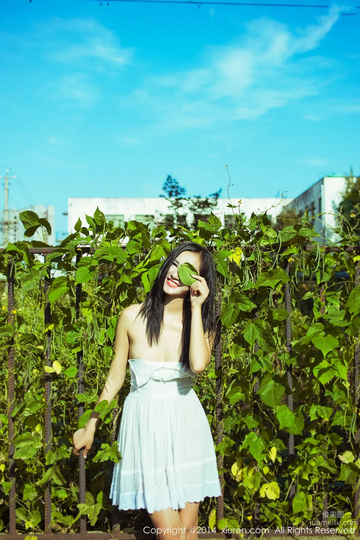 Liu Weila, Girl Under the Scorching Sun [XiuRen] No.226 Photo Set photo 45