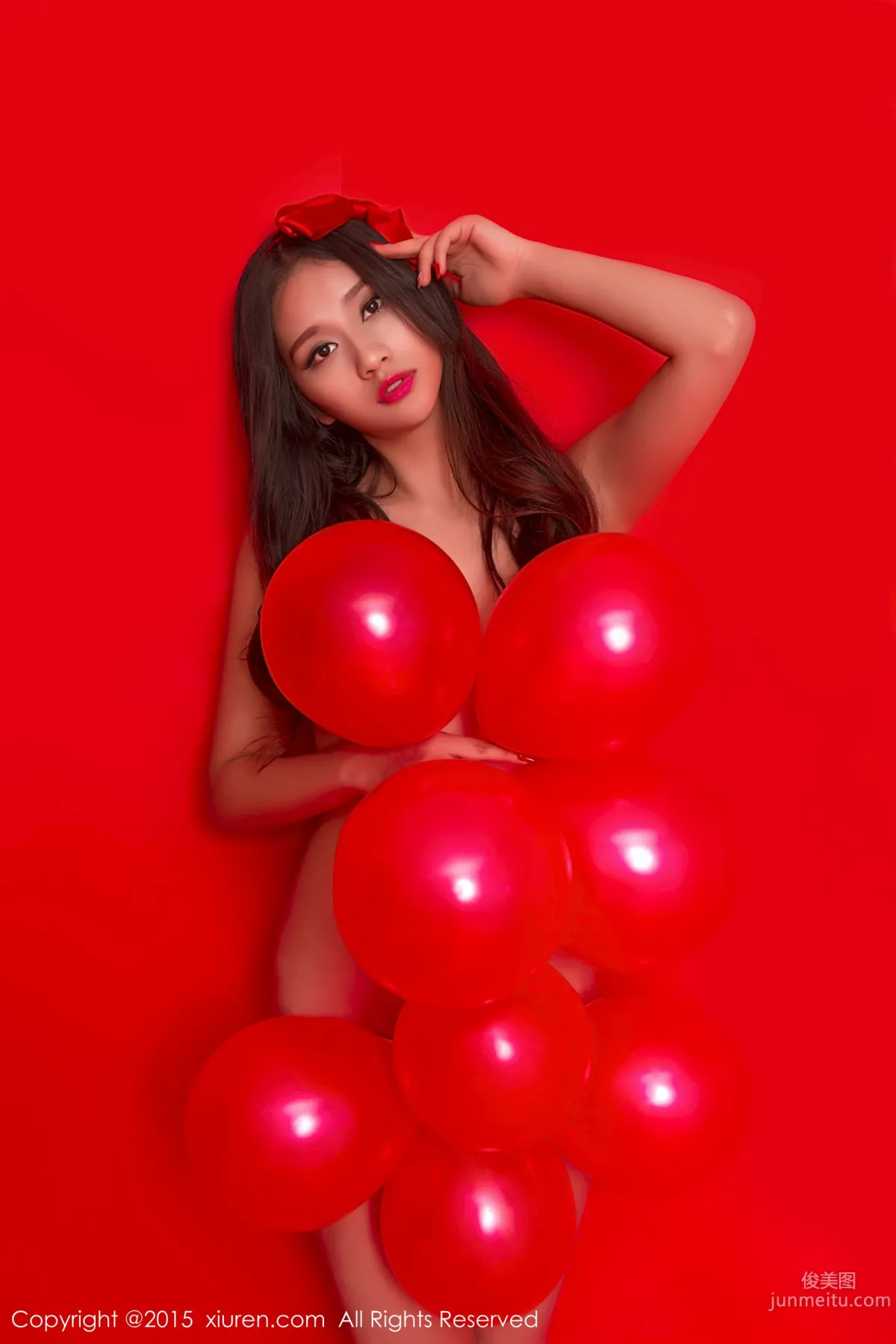 Shi Yu Jiejie, Red Background Theme [XiuRen] No.282 Photo Set photo 7